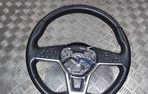 Nissan Qashqai Steering wheel 34277068a