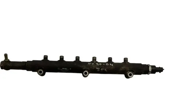 Volvo V70 Fuel main line pipe 0445215015 000254 30622085