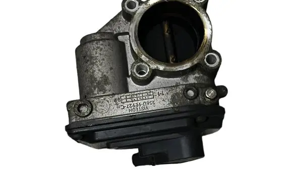 Ford Fusion Throttle valve 2S6UCC 0100203R 0907022