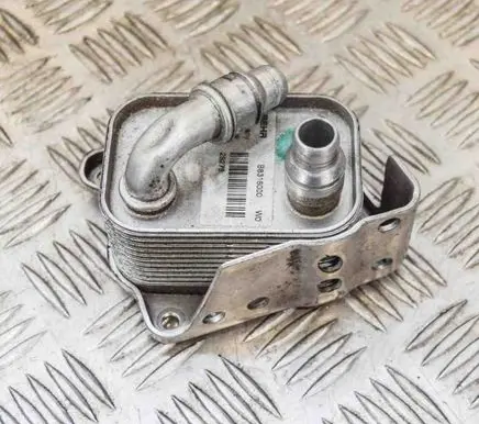 BMW 3 E90 E91 Engine oil radiator 8316000