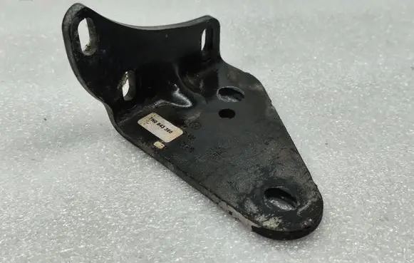 Volkswagen Transporter - Caravelle T5 Sliding door lower roller guide/hinge 7H0843398