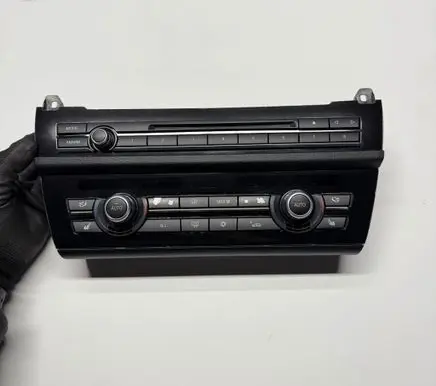 BMW 5 F10 F11 Interior fan control switch 9285333