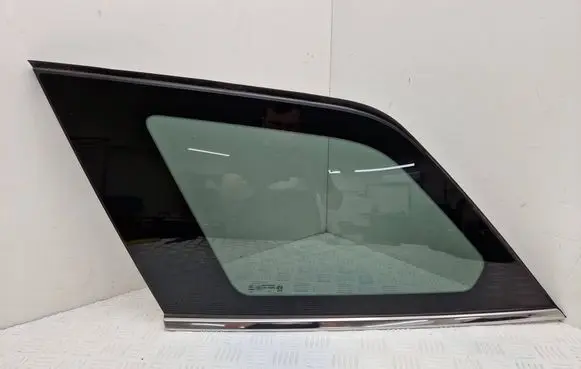 Peugeot 5008 II Rear side window 9812842380 43R002092 E000255