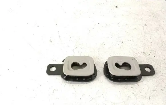 Volvo V60 Cargo luggage net fixing mount 30715667 30715703 30715704