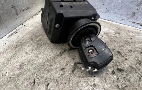 Mercedes-Benz E W211 Ignition lock 2115451408