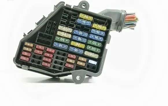 Audi A4 S4 B5 8D Fuse module 
