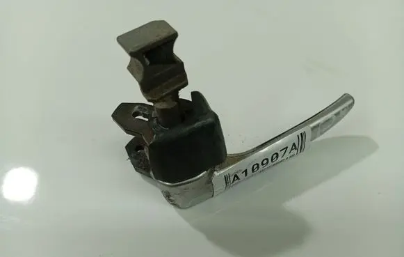 Mazda 6 Front door interior handle 