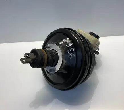 Mercedes-Benz CLS C219 Brake booster A2114300530L Q049465 A2114300530