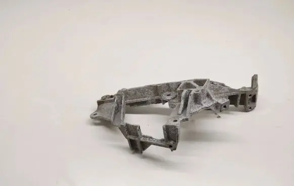 Land Rover Discovery Sport Engine mounting bracket