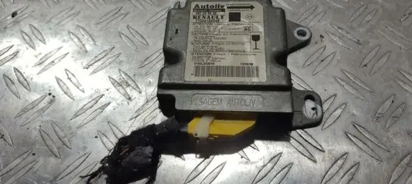 Renault Scenic I Airbag control unit/module 7700418434e 550569000