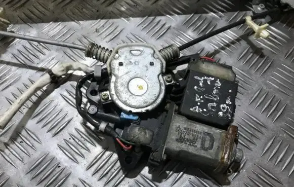 Mitsubishi Galant Rear door window regulator motor mr215442 062020-0064