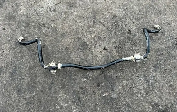 Toyota Avensis T250 Front anti-roll bar/sway bar