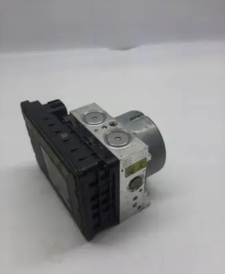 Volkswagen Golf VIII ABS Pump 53880454