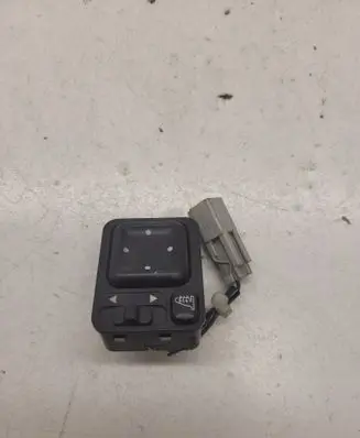 Land Rover Freelander Wing mirror switch