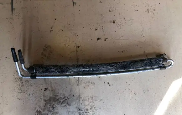 Engine oil radiator