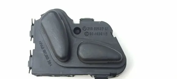 Mercedes-Benz C W203 Seat control switch 2108213751 03463810