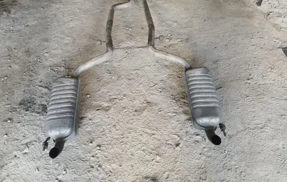 Mercedes-Benz S W220 Muffler/silencer 2204910100 2204910200