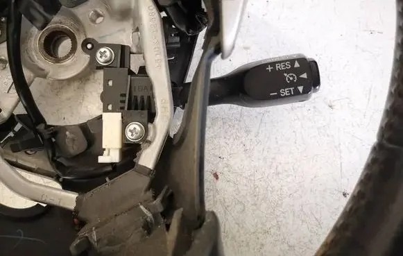 Toyota Auris 150 Cruise control stalk