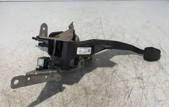Clutch pedal