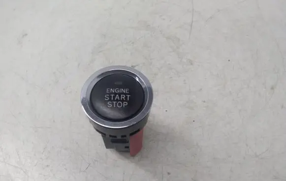 Toyota Auris 150 Engine start stop button switch 15A8544
