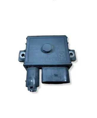 Mercedes-Benz E W211 Glow plug pre-heat relay A6461532579 0003539645 0522120202