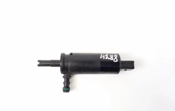 Mercedes-Benz CLS C218 X218 Headlight washer pump A2108691221