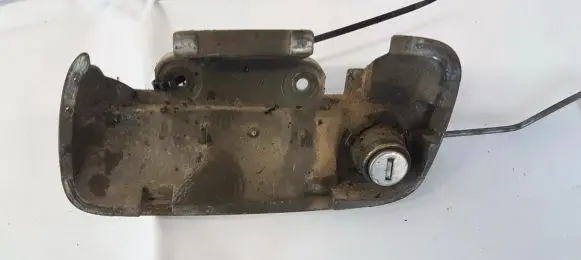 Opel Astra G Front door lock (next to the handle) 