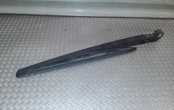Audi A4 S4 B7 8E 8H Rear wiper blade