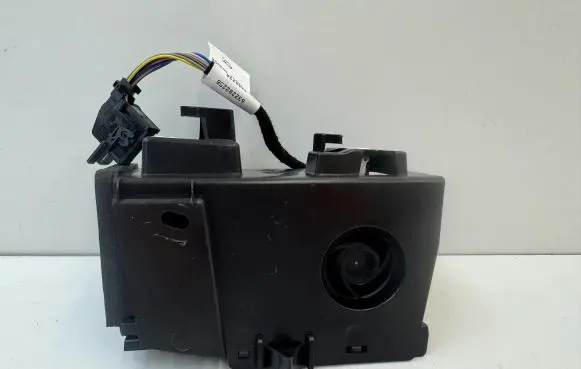 Peugeot 5008 II Other devices 9814016080