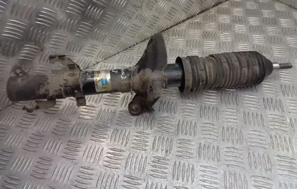 Skoda Octavia Mk1 (1U) Front shock absorber/damper