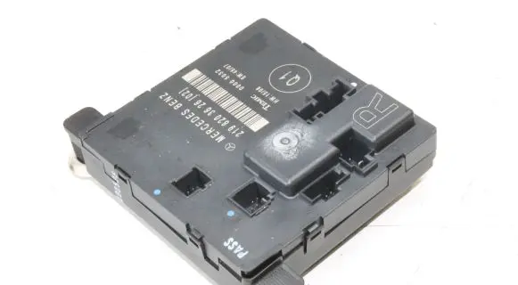 Mercedes-Benz CLS C219 Door control unit/module 2198203626