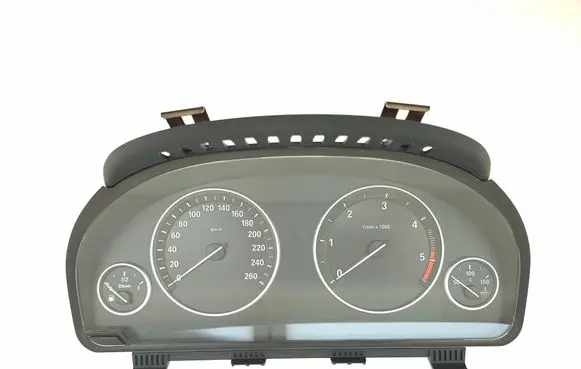 BMW 5 F10 F11 Speedometer (instrument cluster) 9249344 62109249344 62109255588