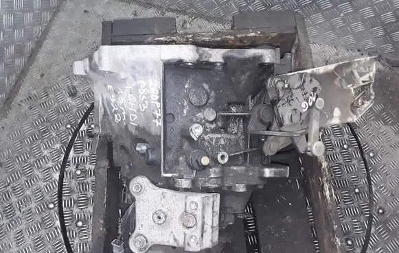 Citroen DS3 Manual 5 speed gearbox 20DP77