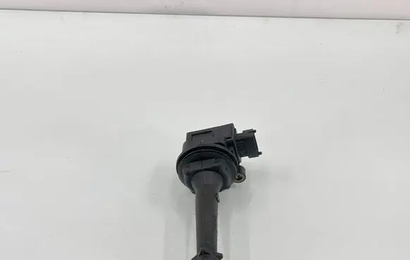 Volvo XC90 High voltage ignition coil 0221604001
