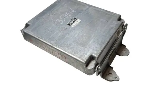 Lexus RX 330 - 350 - 400H Battery control module 8989248010 4690000112