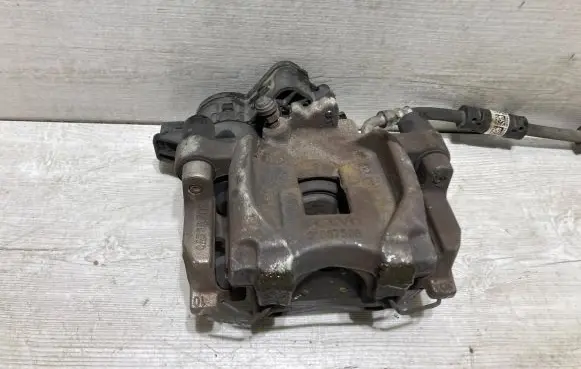 Volvo V60 Rear brake caliper 31687346