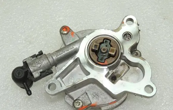 Renault Laguna III Vacuum pump 146502440R 146502018R