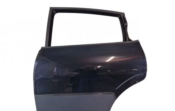 Seat Leon (1P) Rear door