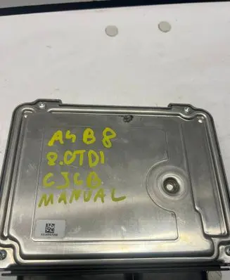 Audi A4 S4 B8 8K Engine control unit/module 0281017392