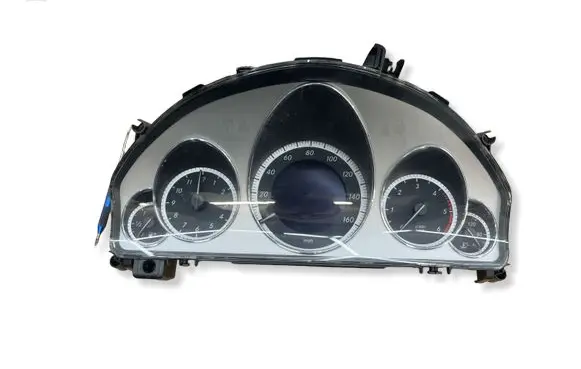 Mercedes-Benz E W212 Speedometer (instrument cluster) A2129004313