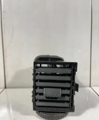 Nissan X-Trail T30 Dash center air vent grill 68751EQ000 E6475171