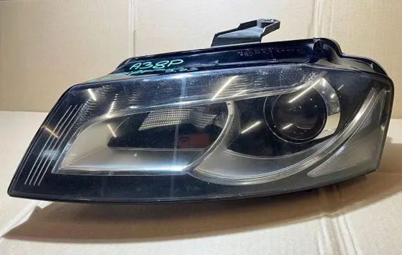 Audi A3 S3 8P Headlight/headlamp