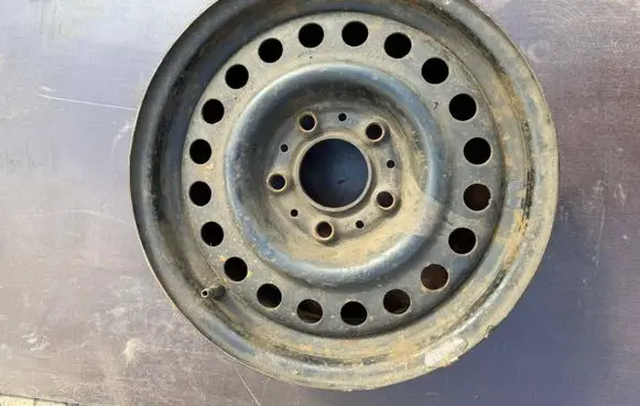 BMW 3 E46 R15 steel rim 1180067
