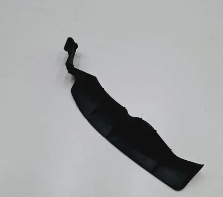 Rear bumper mounting bracket