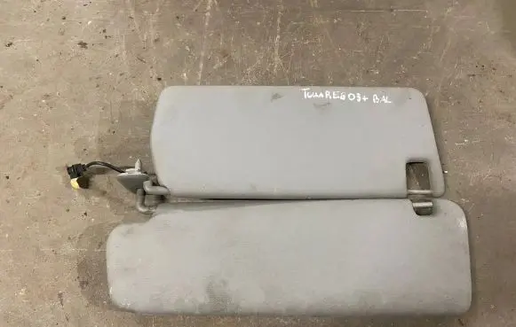 Volkswagen Touareg I Sun visor 1J0973332 7L6853552Q