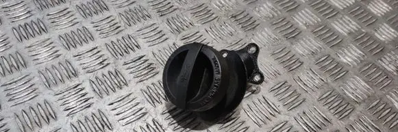 Volvo XC60 Oil filler cap 30777537
