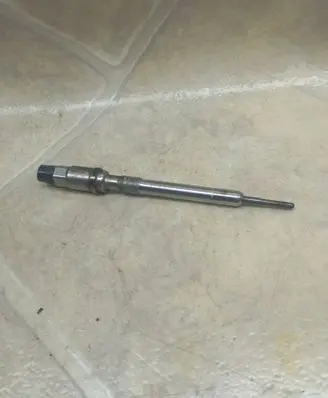 Skoda Yeti (5L) Glow plug 03L905061H