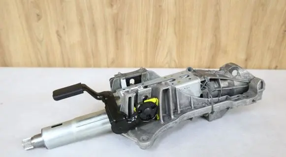 Mercedes-Benz B W246 W242 Steering wheel axle 2464602416 A2464602416