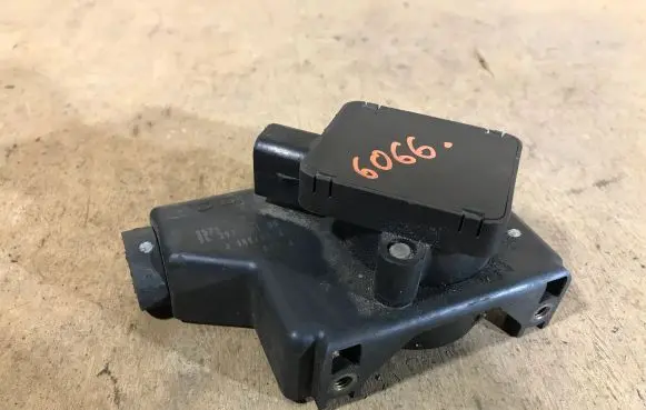 Peugeot 607 Accelerator pedal position sensor 9639779180 1004984