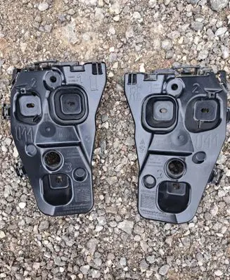 BMW iX1 Rear bumper mounting bracket 9883542 9883541